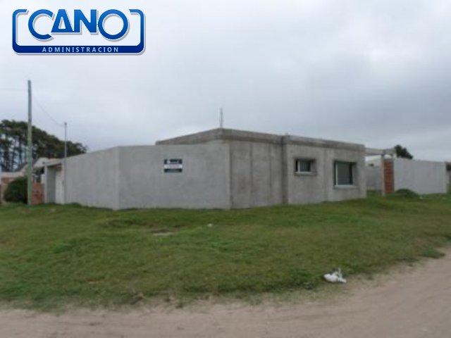 Casa en Venta en Miramar sobre calle calle 8 2200,